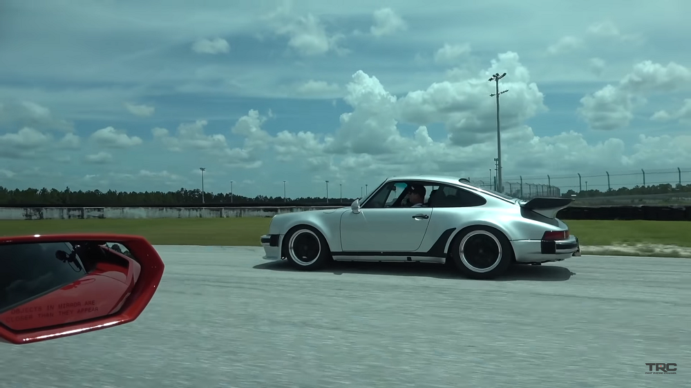Porsche 930
