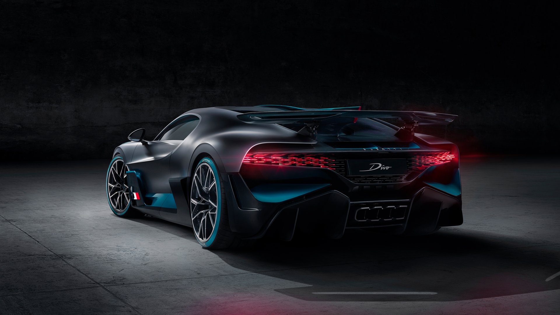 Bugatti Divo Chiron Hypercar Pebble Beach News 6SpeedOnline.com