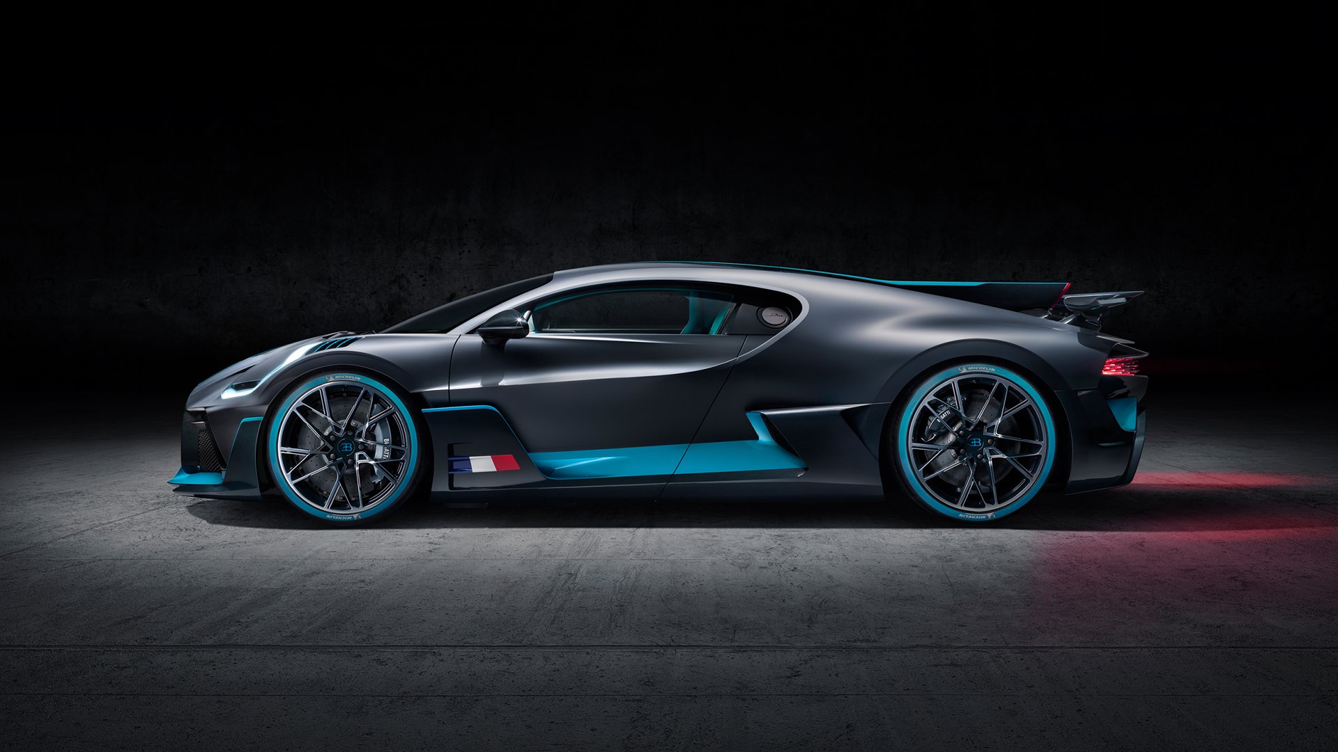 Bugatti Divo Chiron Hypercar Pebble Beach News 6SpeedOnline.com