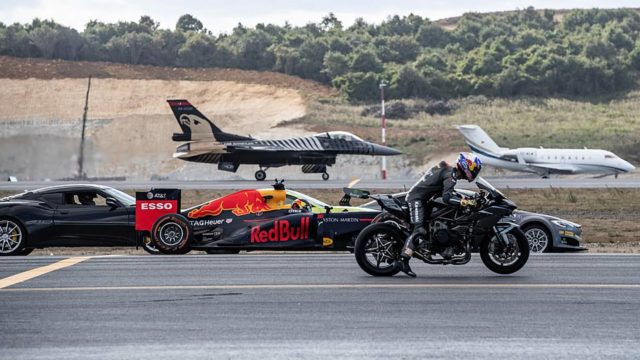 Supercar Drag Race