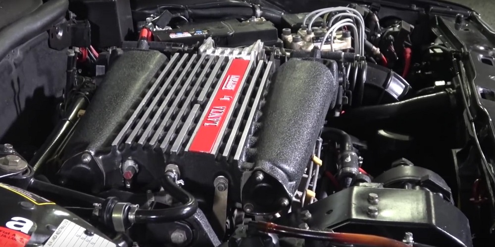 Lancia Thema 8:32 Ferrari Engine