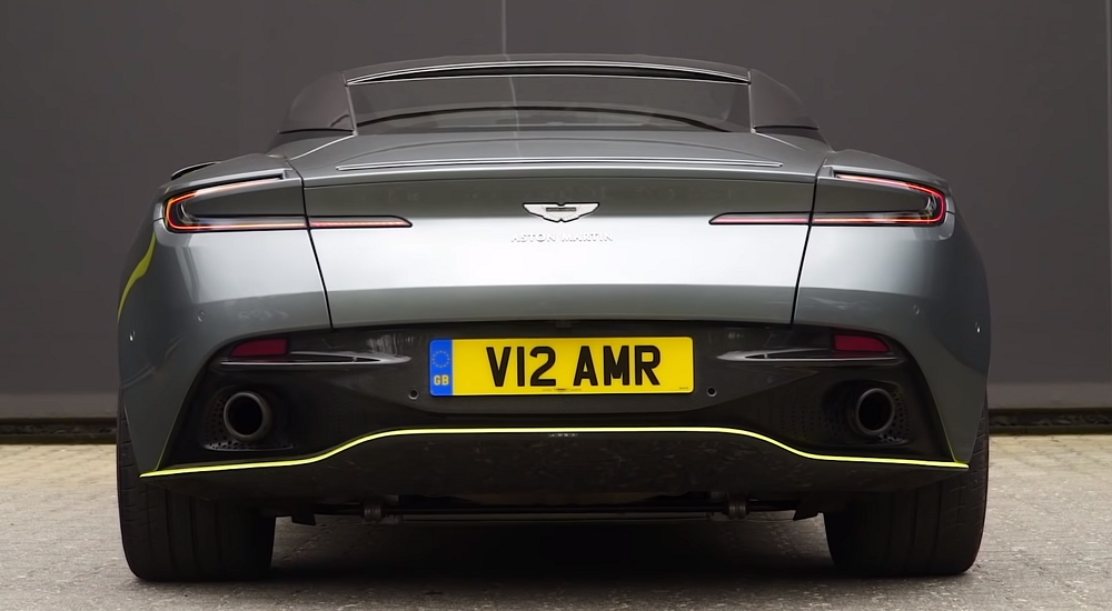 Aston Martin DB11 AMR
