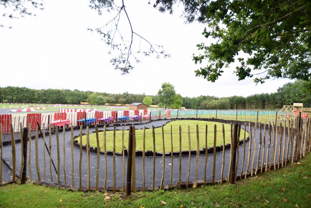 Irish Mansion with Go-Kart Track 6SpeedOnline.com