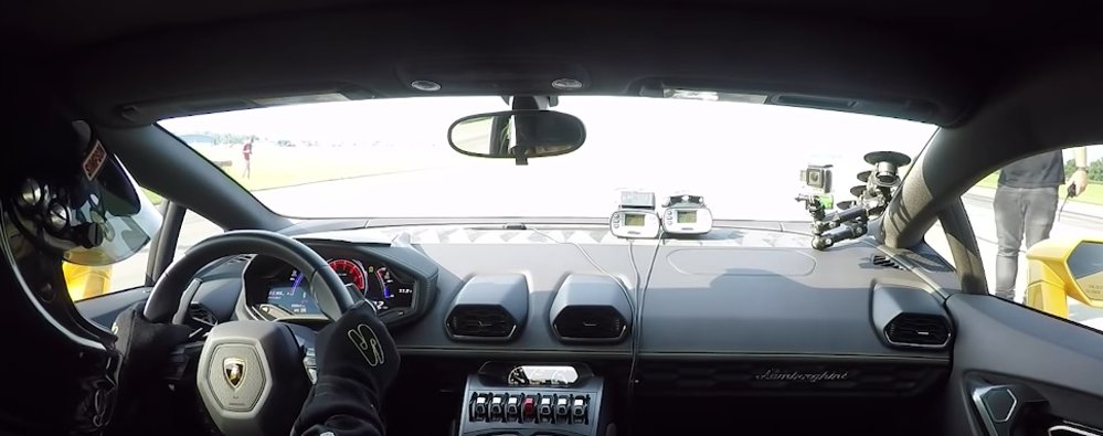 Underground Racing Twin Turbo Lamborghini Huracan Inside