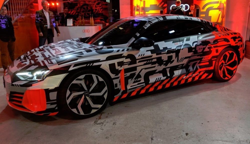 Audi eTron GT Live Front 3/4