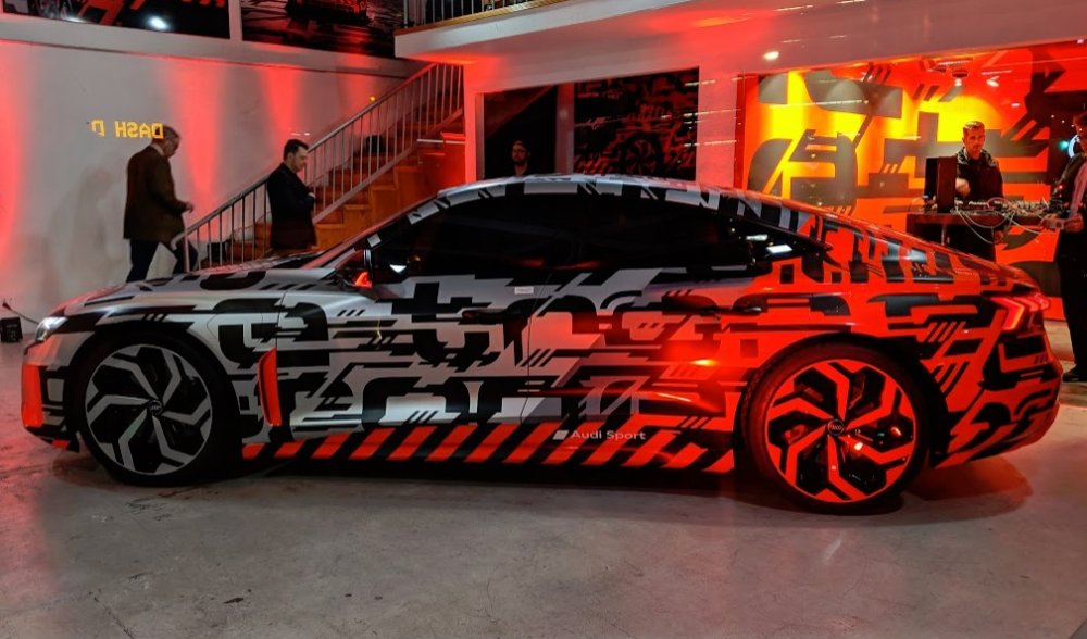 Audi eTron GT Live Side