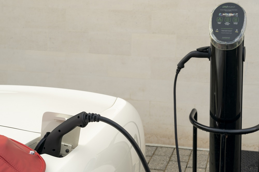 Aston MArtin Works Heritage Reversible EV Concept