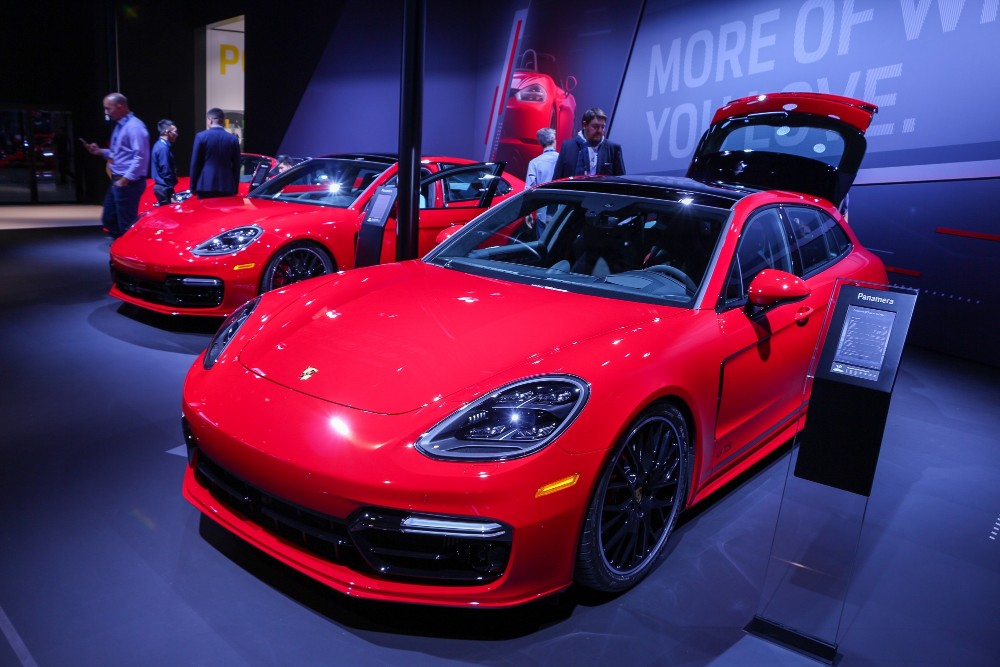 Porsche 992 911 Finally Makes Its Official Debut at 2018 L.A. Auto Show