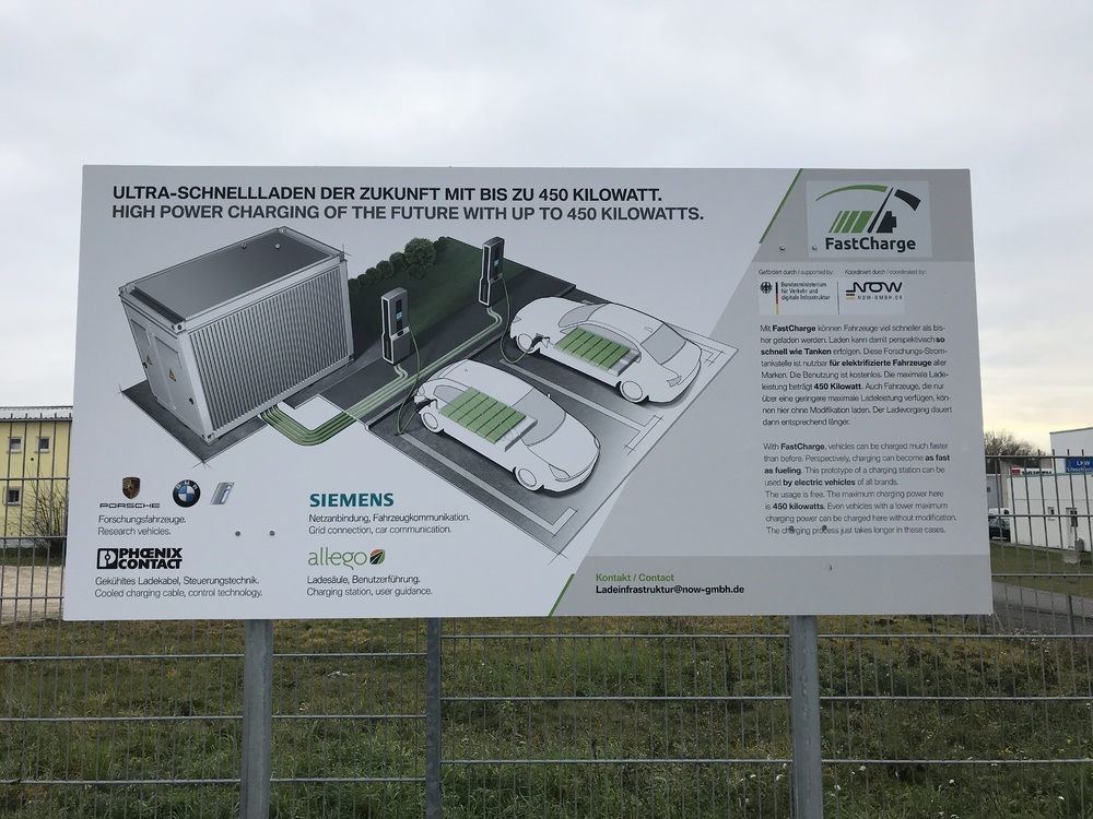 Porsche FastCharge Ultra-high-power Electric Vehicle Charging Taycan