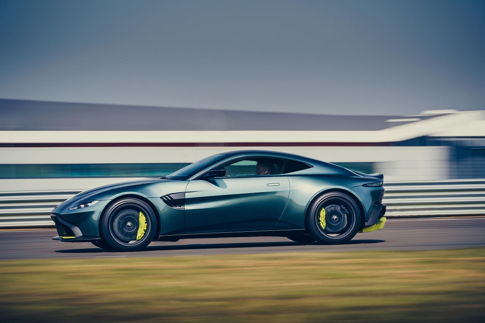 Aston Martin Vantage AMR is Harder, Lighter, and Has 7-Speed Manual