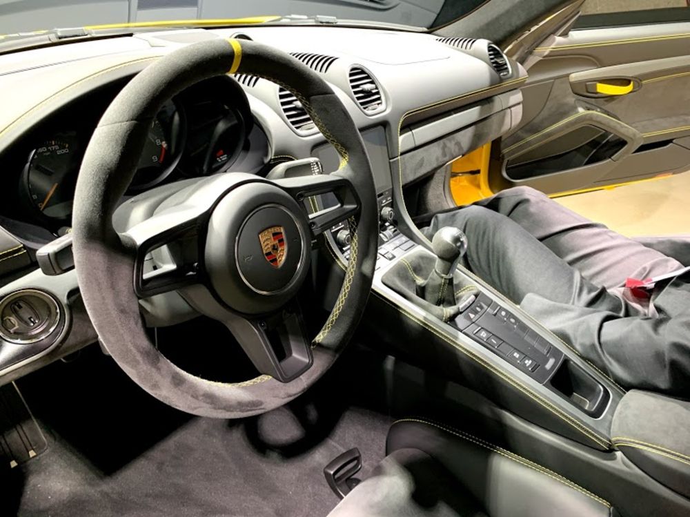 L.A. Auto Show: Porsche 718 GT4 Packs Flat-Six Power