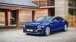 Bentley Flying Spur First Edition is a Special Kind of Limousine