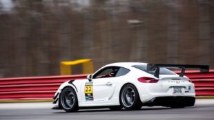 Porsche Cayman GT4