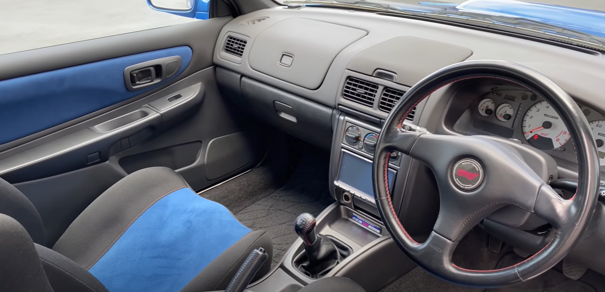 Subaru Impreza 22B interior