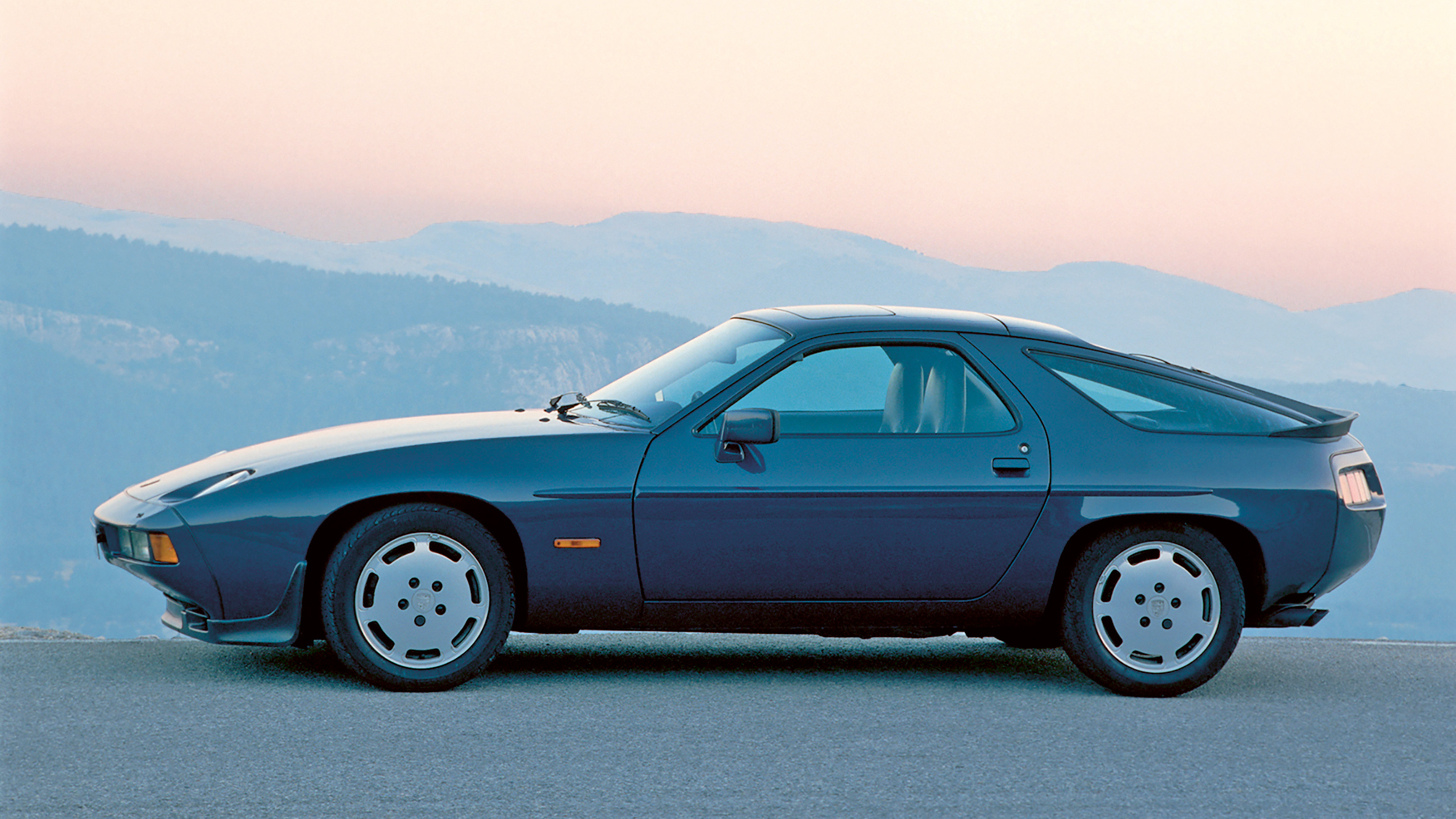 Porsche 928 S