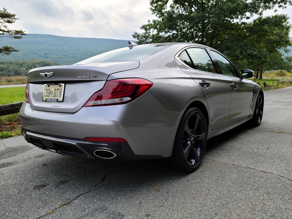 2020 genesis g70 review