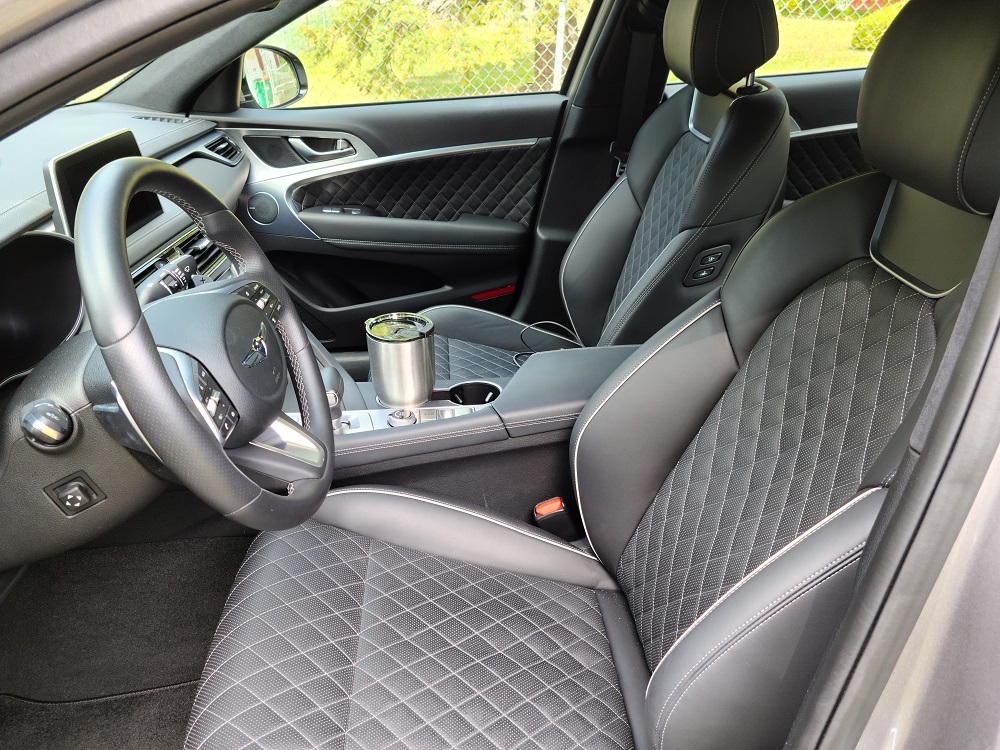 2020 genesis g70 review