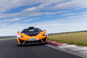 McLaren 620R R Pack