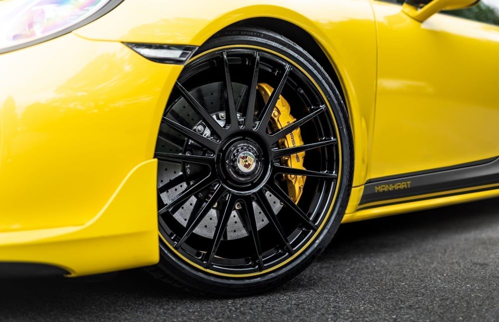 Manhart TR 850 Extracts Major Power From Porsche's 991.2 Turbo S