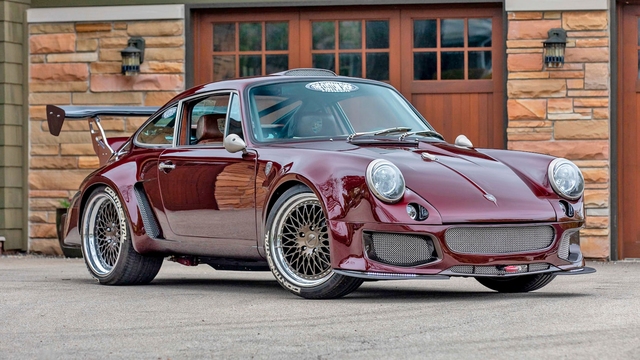 photo of 534HP LS3 Swapped 1970 911T from SEMA 360 image