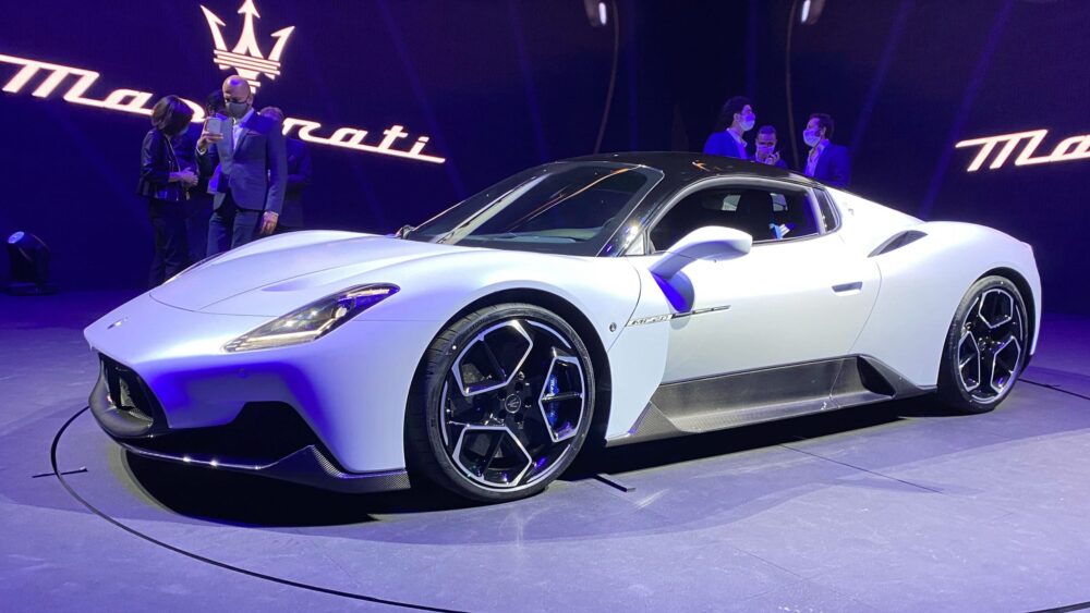 CONFIRMED! Ferrari to Unveil First Full Electric EV Model In 2025