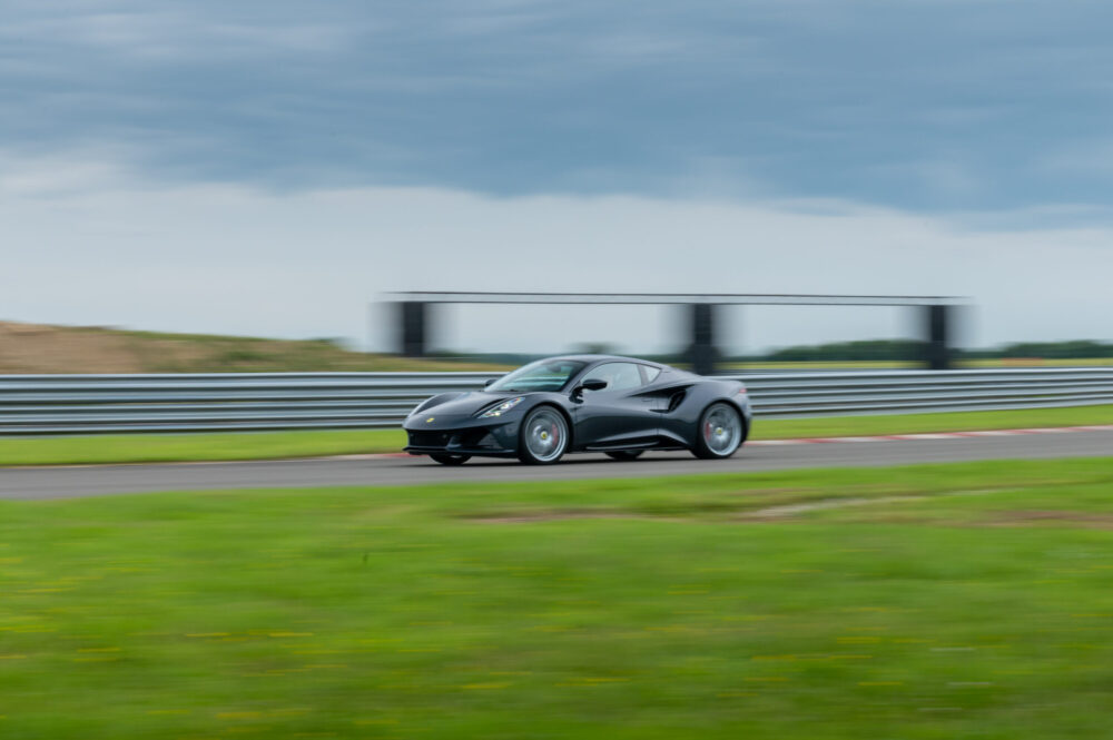 Lotus Emira