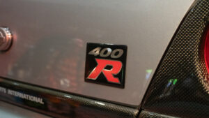 400R Badge