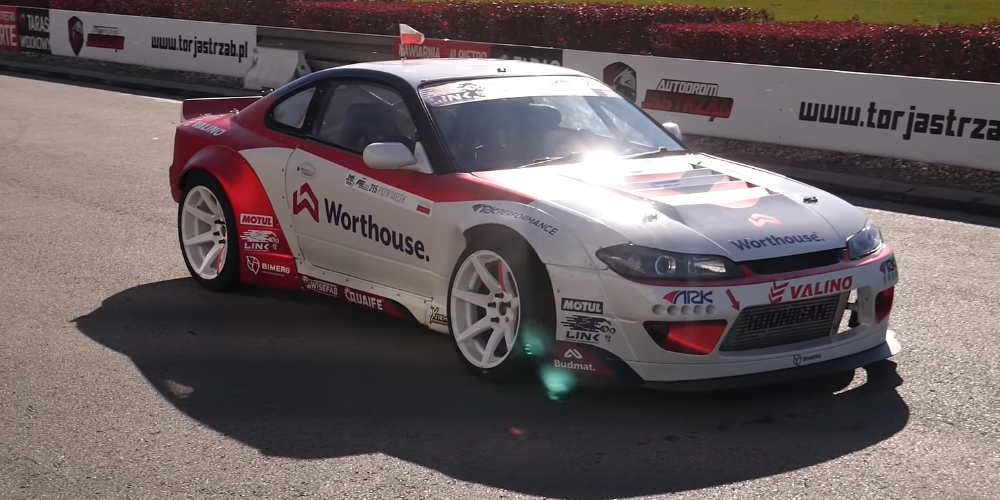 Skilled Sim Drifter Shreds Championship-Winning S15 Silvia Drift Car