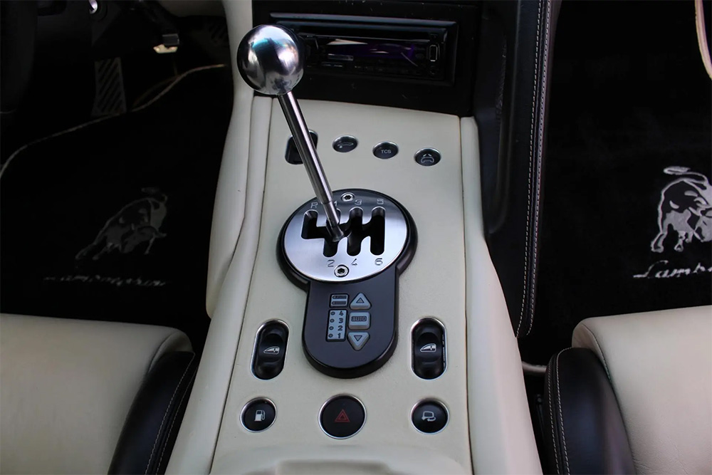2004 Lamborghini Murcielago doors up gated six speed manual transmission bring A Trailer