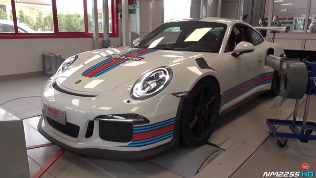 Porsche 911 GT3 RS with Akrapovic Exhaust is a Screamer on the Dyno