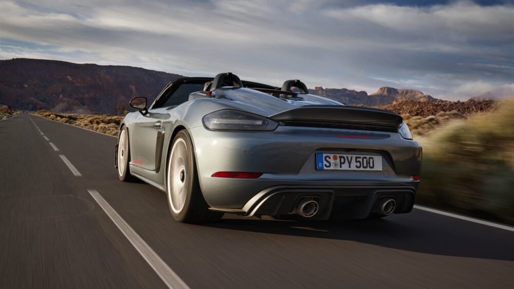 Porsche 718 Spyder RS Comes Close to Being Perfect