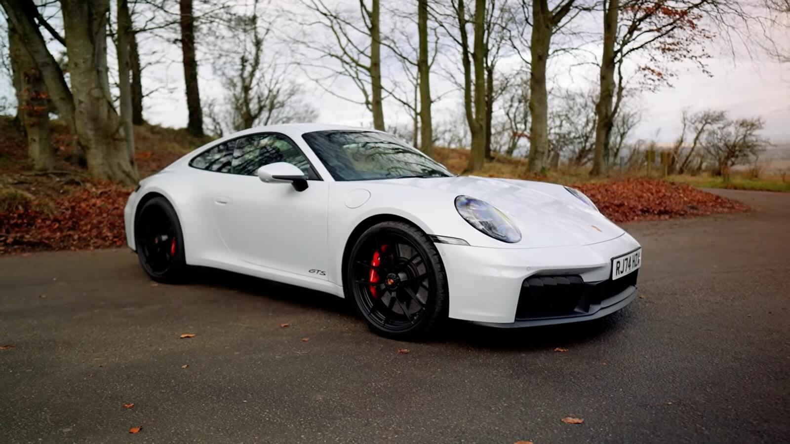 All-New 992.2 Porsche 911 Carrera GTS Hybrid Shares a Road With a 997 911 Carrera GTS