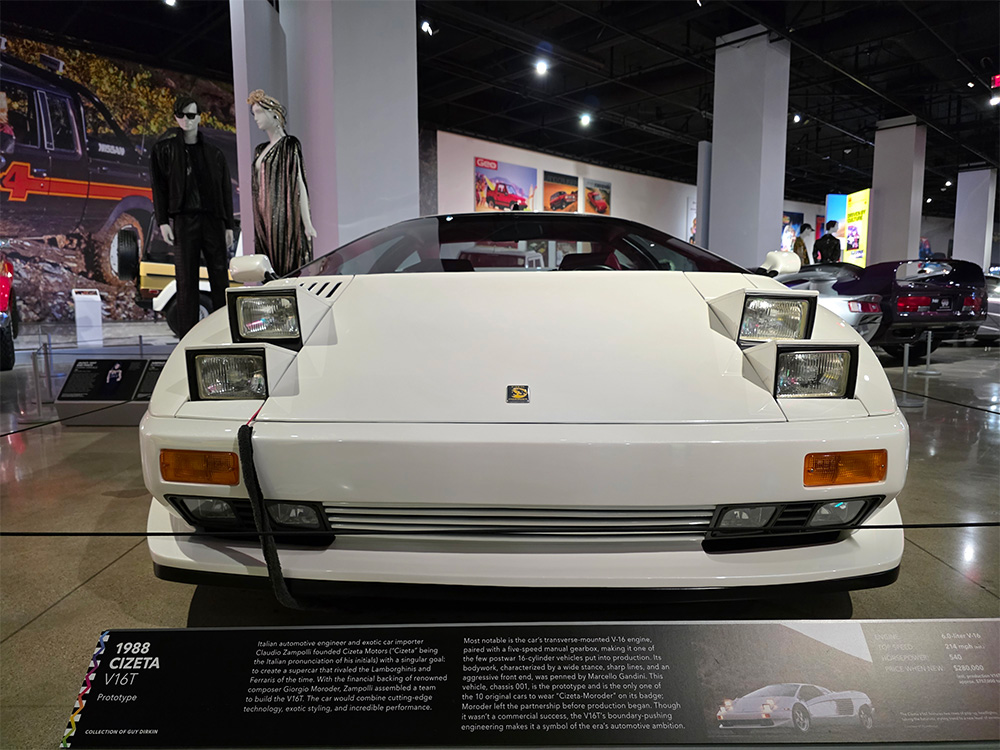 Cizeta V16T Side Profile front grille with sign