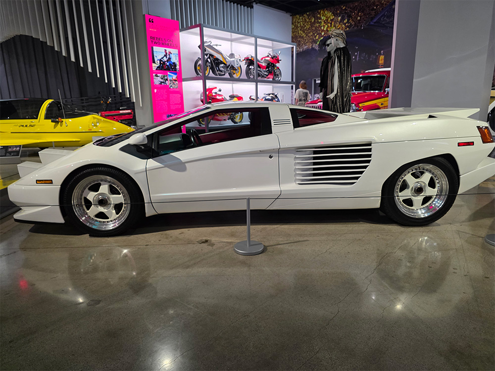 Cizeta V16T Side Profile